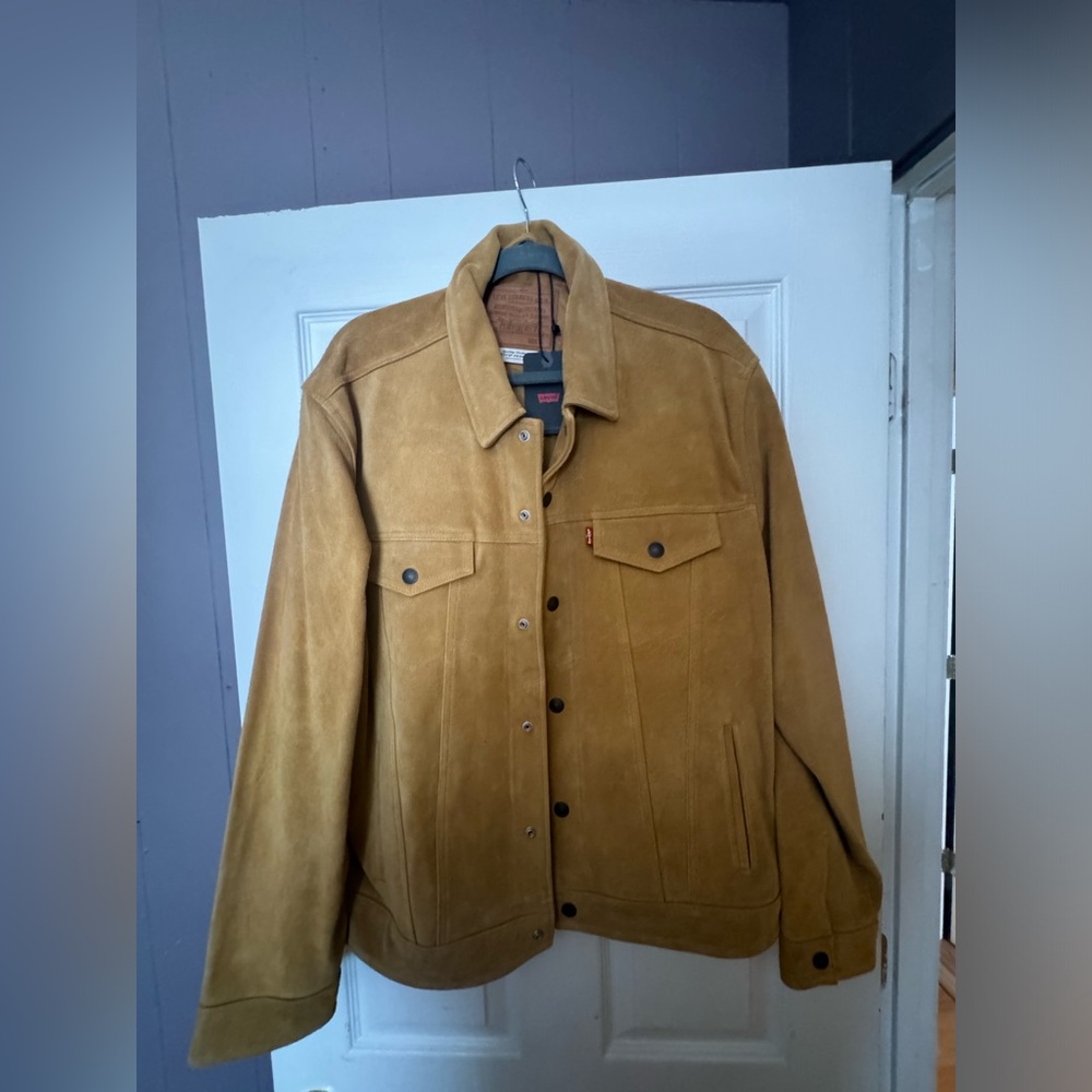 Levi’s Highland Suede Trucker Jacket